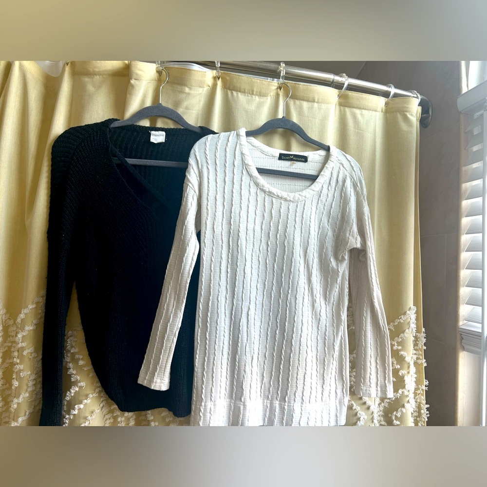Sweater Bundle B+W